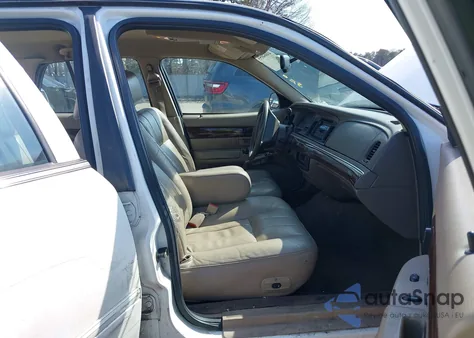 2003 Mercury Grand Marquis Ls z USA, uszkodzony, nr VIN 2MEFM75W43X711659